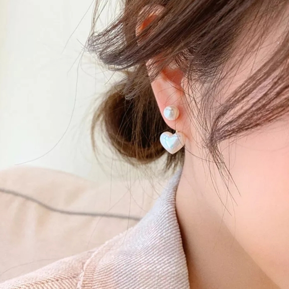 Elegant Faux Pearl  Earrings - Picture 3 of 7